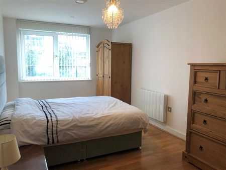 Mast Quay, London, SE18 5NP - Photo 3