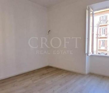 Parioli. Fully renovated. Living, separate kitchen ,three bedroms, ... - Photo 4