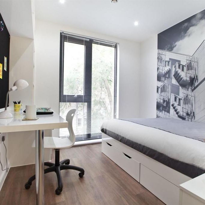 Studio to rent - Photo 1