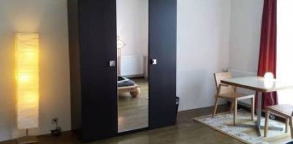 Large furnished room at Chalet à Gobet - Photo 2