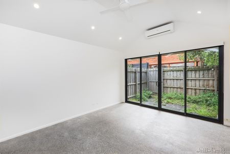 29 Cecil Street, Fitzroy - Photo 2