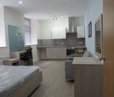 Winckley Square, Flat 07, PRESTON, Lancashire PR1 3JQ - Photo 2