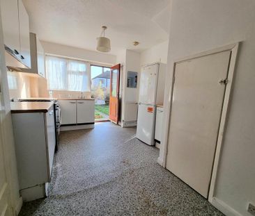 3 bedroom terraced house to rent - Photo 6