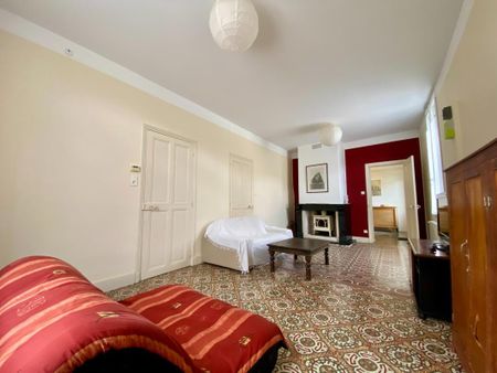 Location Maison 3 pièces 80m² AVIGNON 84000 - Photo 3