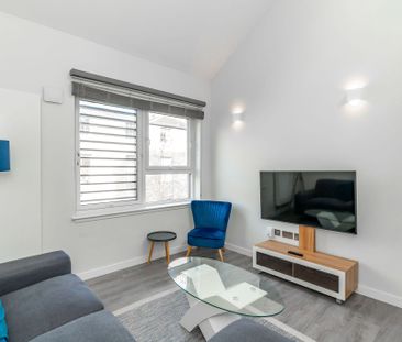 2C Broughton Street Lane - Photo 6