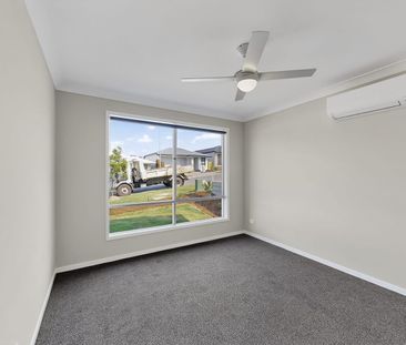 24 Finch Street, Ripley, Qld 4306 - Photo 2