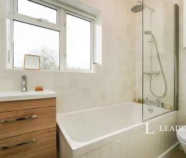 3 bedroom semi-detached house to rent - Photo 5