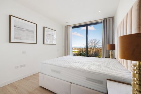 17 One Springfield Park Foxrock Dublin 18, - Photo 4