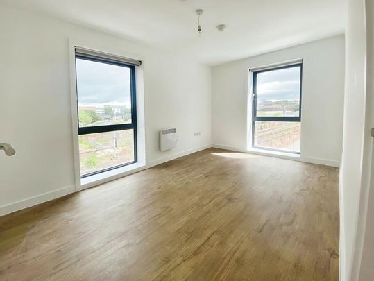 2 Bed Flat, Saxton Lane, LS9 - Photo 1