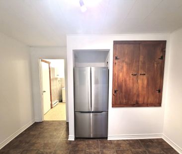 For Lease - 709 Roberts Road, Innisfil, Ontario - Photo 6