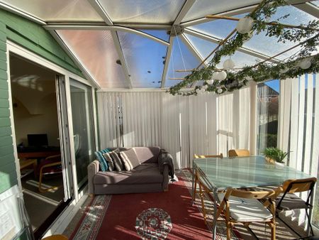 4 bedroom terraced house to rent - Photo 3