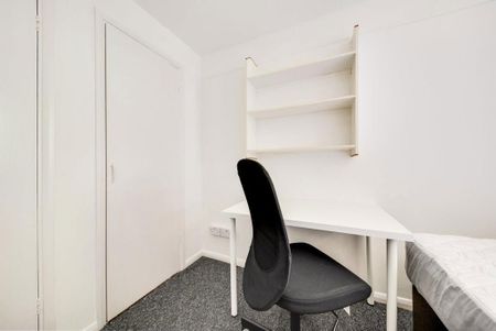 5 bedroom house to rent - Photo 4