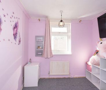 3 bedroom terraced house to rent - Photo 6