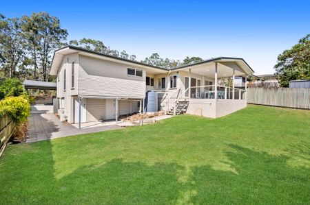 Charming family home - Photo 4