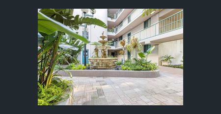 Burleigh Heads Living - Photo 2