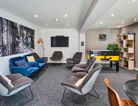 Ensuite Bronze - Photo 4