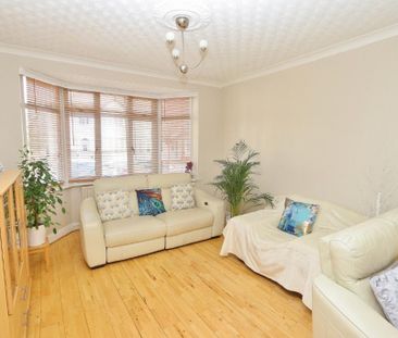 3 bedroom terraced house to rent - Photo 5
