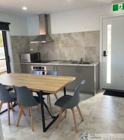 BRAND NEW STUDIO BEDSIT - Photo 5