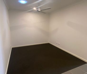 4 bedroom home - Photo 4