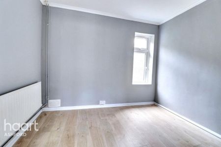 3 bedroom end of terrace house to rent - Photo 4