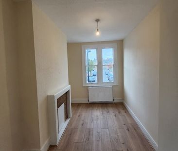 4 Bed Maisonette, Hichisson Road, SE15 - Photo 2