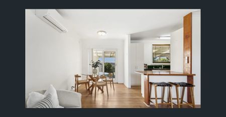 SPACIOUS SOLID BRICK FAMILY HOME - HAPPY HOLIDAYS! - Photo 4