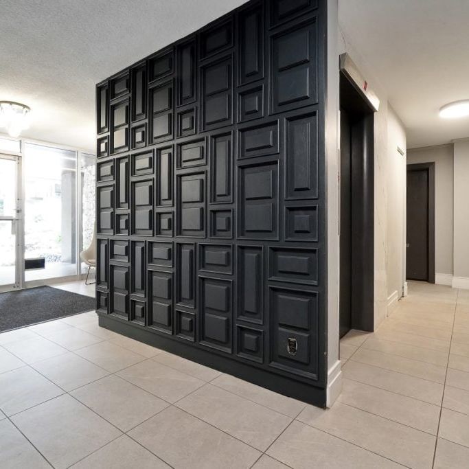 Pendrell Apartments - Photo 1