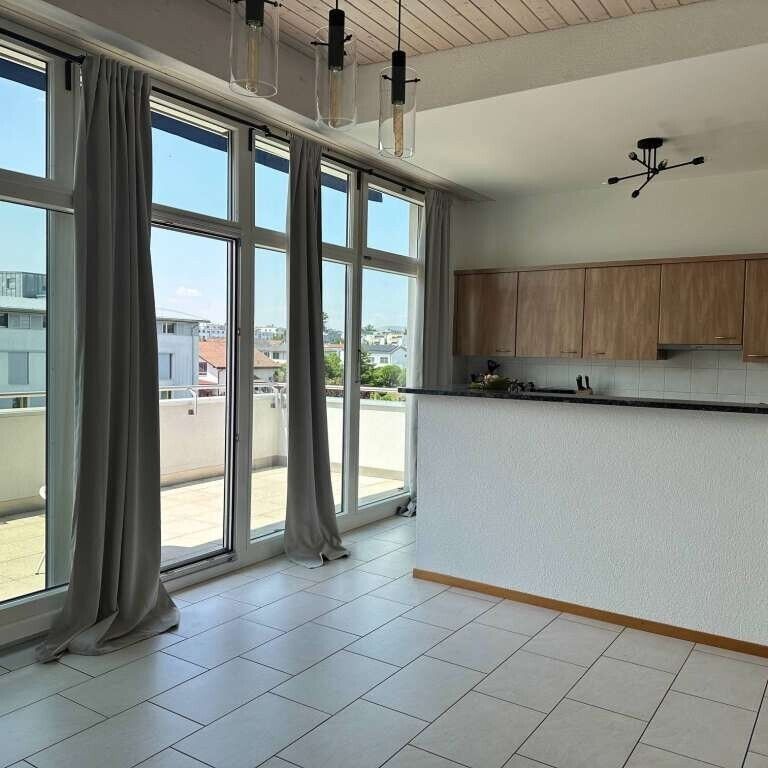 MAGNIFICENT 4.5-ROOM APARTMENT FOR RENT! - Foto 1