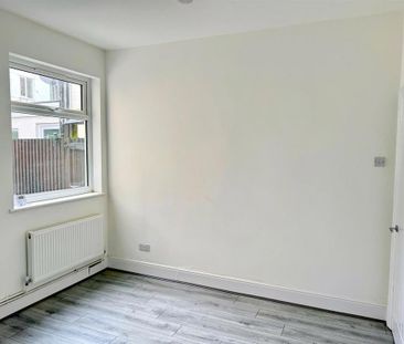 3 bedroom house to rent - Photo 2