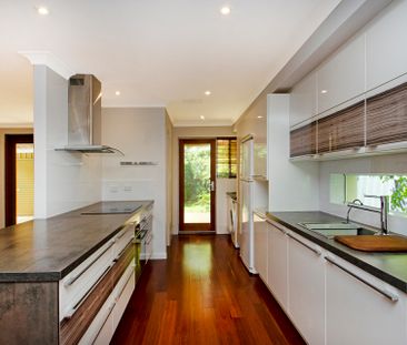 Charming Guildford Home - Photo 5