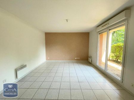 Location Appartement 2 pièces 43m² ALENCON 61000 - Photo 2