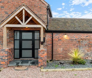 5 bedroom barn conversion to rent - Photo 1