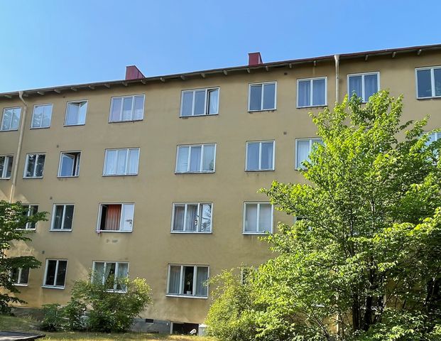 Nedre Villagatan, Södertälje - Photo 1