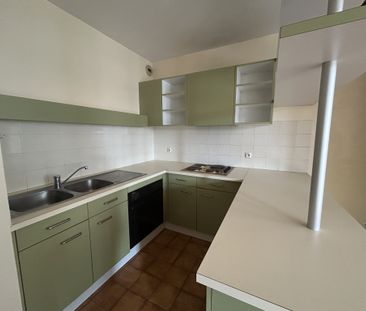 Location Appartement 4 pièces 75m² TROYES 10000 - Photo 3