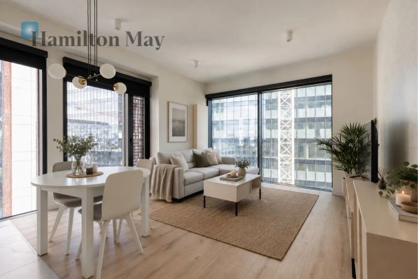 Nowoczesny apartament na wysokim piętrze | Towarowa Towers - Photo 1