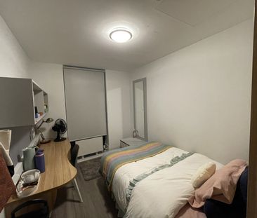 Room in a Shared Flat, Lakeside Way, HA9 - Photo 1