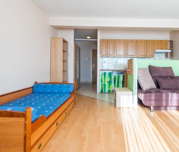 Słoneczna, przytulna kawalerka 39 m2 przy ul.Meiera 20 - Zdjęcie 3