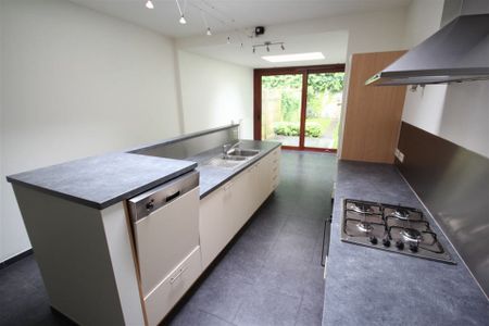 Gezellige en mooi gerenoveerde stadswoning - Photo 3