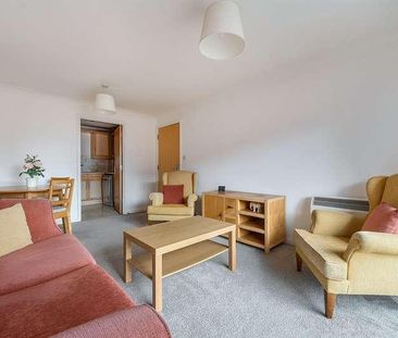 Quadrant Court, Jubilee Square, Reading, RG1 - Photo 3