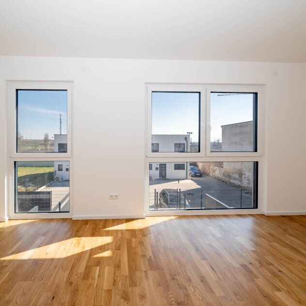 Nur noch 1 Haus verfügbar! Schönes 5 Zimmer-Reihenhaus in Sooß! ERSTBEZUG! - Photo 1