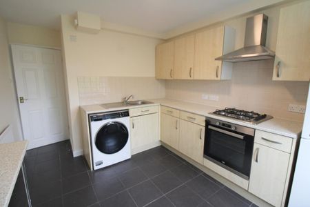 2 bedroom apartment to rent - Photo 5
