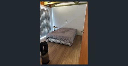 Charming Lakes Entrance Retreat Awaits! - Photo 2