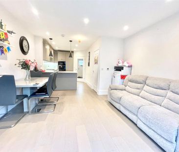 4 bedroom house to rent - Photo 1