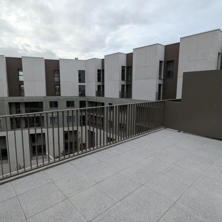 Sans frais d'agence ni garant, duplex T4 neuf à Mérignac soleil - Photo 1