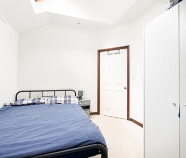 Buckingham Place, Downend, BS16 - Photo 5
