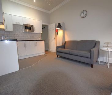 3 Bedroom Apartment Available Arranging tenancy - Photo 2