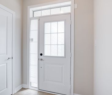 For Lease - 22 Goulston Street, Brampton, Ontario - Photo 5