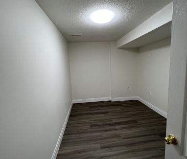 For Lease - 650 Highglen Avenue Unit# Bsmt, Markham, Ontario - Photo 4