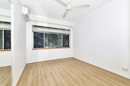 1/125 Smith Street - Photo 2