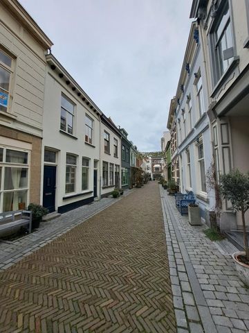 Te huur: Huis Engelsestraat in Bergen op Zoom - Photo 2